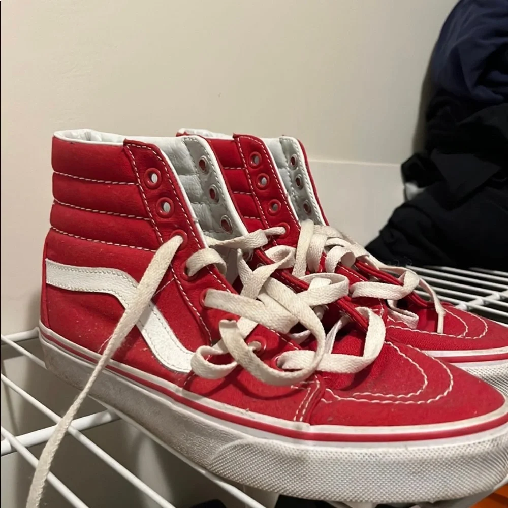Vans - Picture 2 of 2
